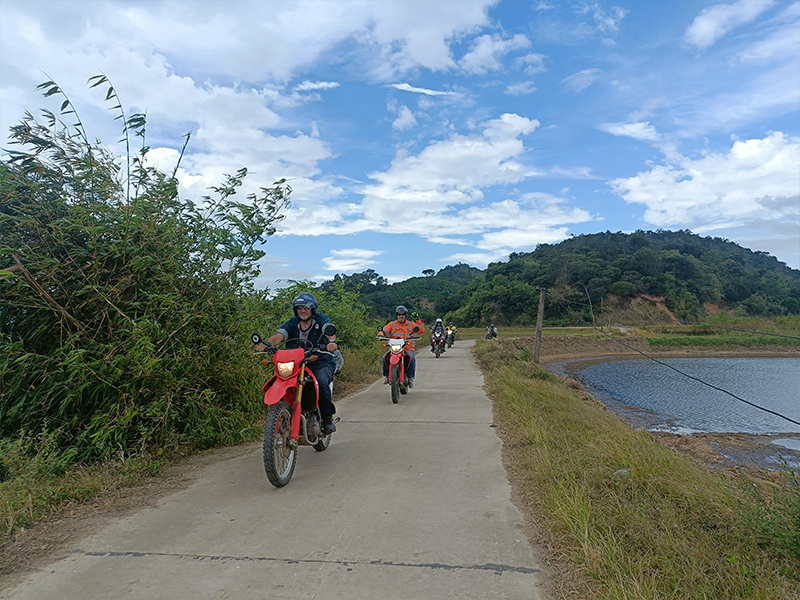 MOTORCYCLE TOUR FROM DALAT TO HO CHI MINH CITY